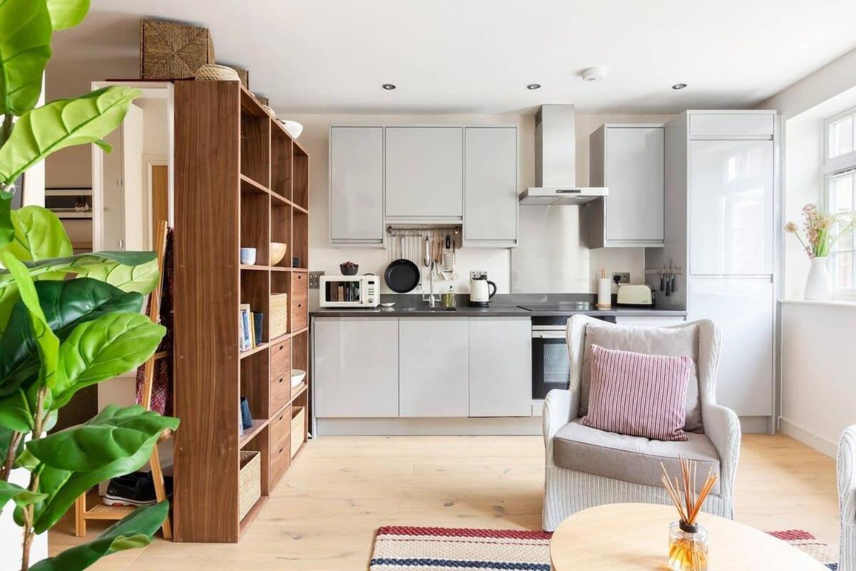 Large Luxury Studio In Heart Of Richmond Richmond  Buitenkant foto